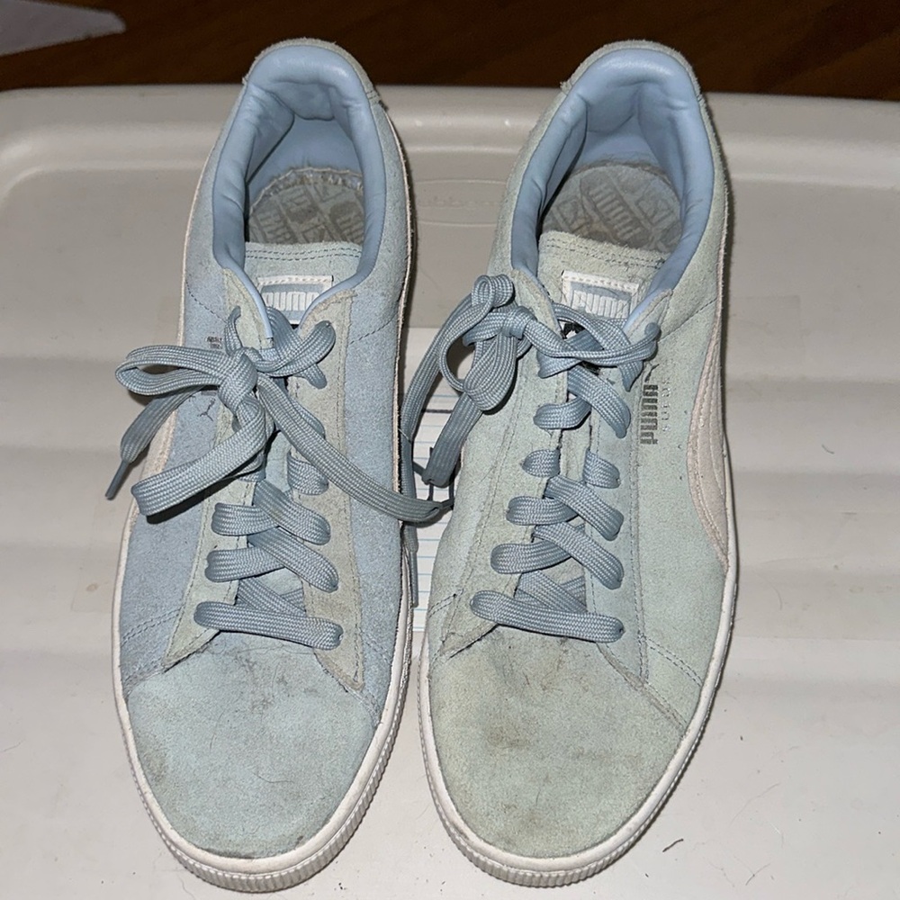 Puma tennis shoes